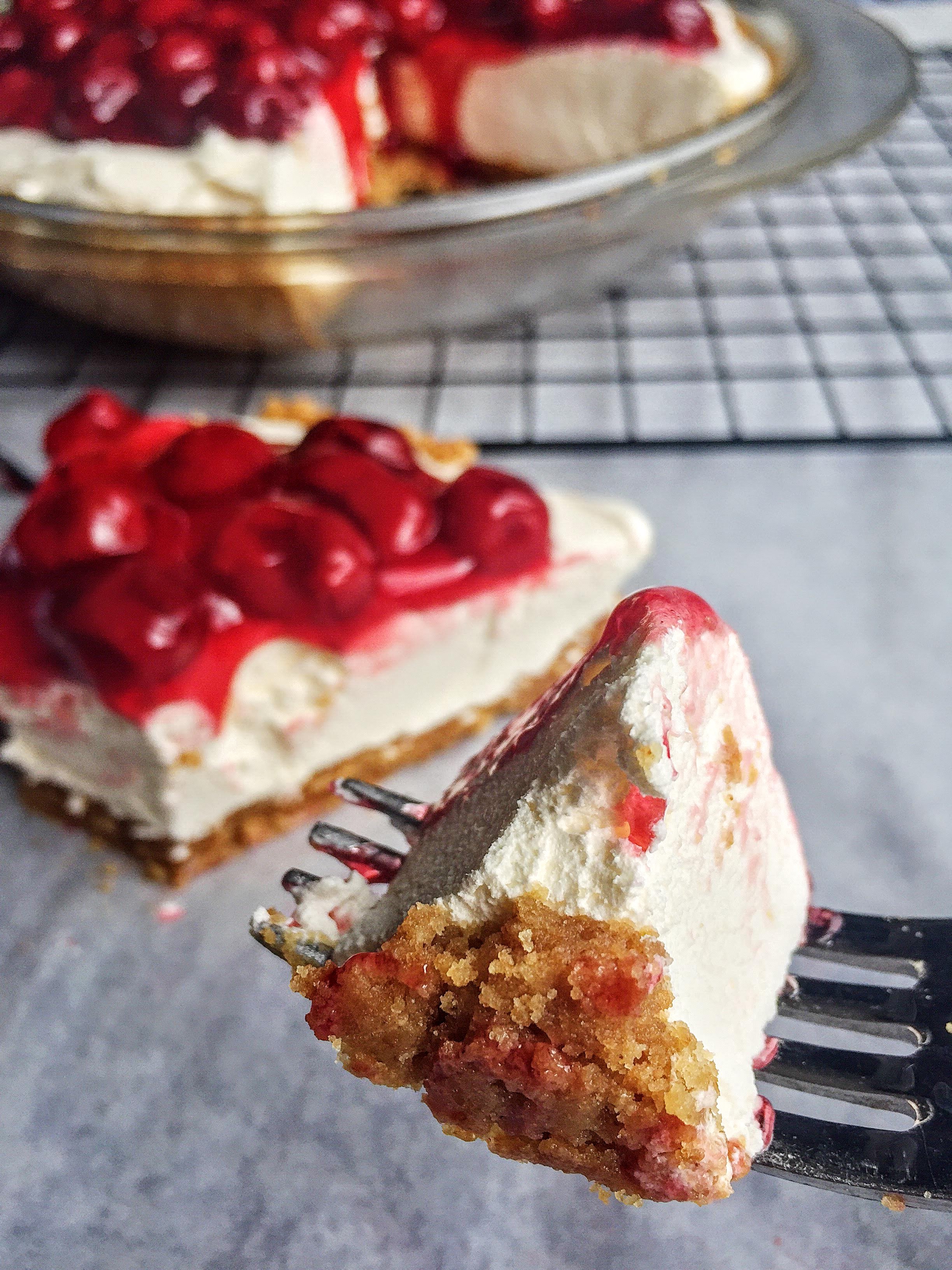 Easy No-Bake Cherry Cheesecake – Mama Of Montreal